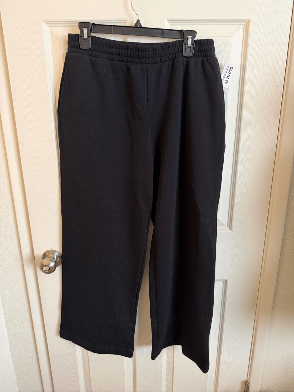 Old Navy So Comfy Wide-leg Sweatpants. Size M petite. NWT